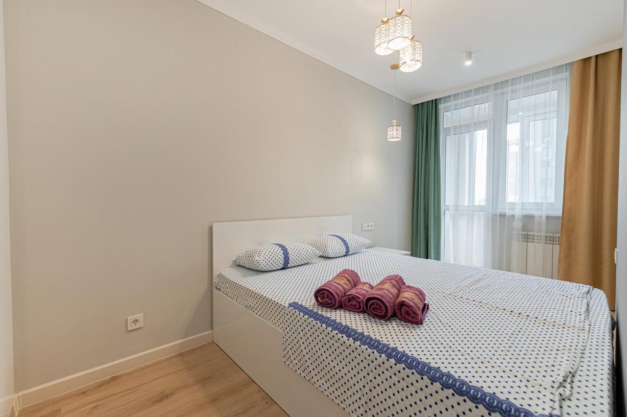 Appartement Золотой Квадрат Астаны à Astana Extérieur photo